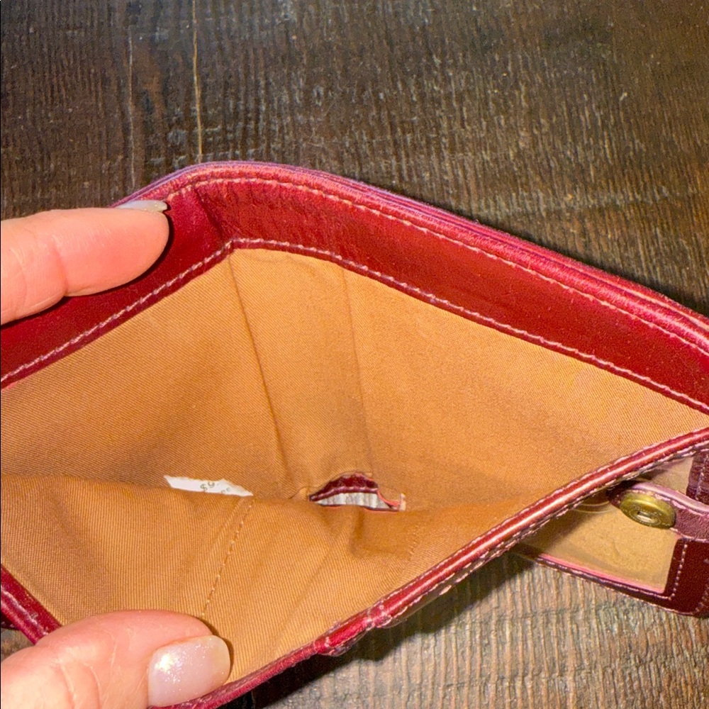 Hobo Vintage  Small Burgundy  Wallet - Picture 3 of 7